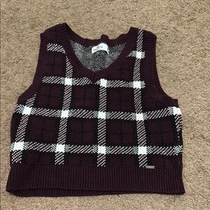 Hollister Women's Burgundy Plaid Knit Top
